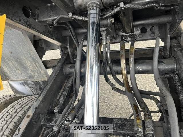 Isuzu ELF TRUCK 2004-02 8412191-9