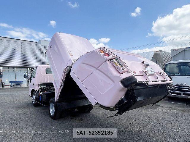 Isuzu ELF TRUCK 2004-02 8412191-8
