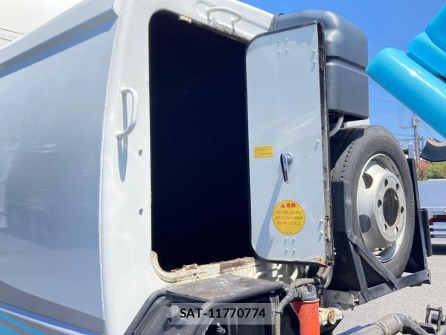 Isuzu ELF TRUCK 2021-07 8412178-10