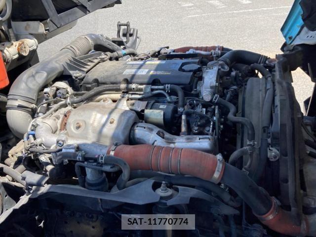 Isuzu ELF TRUCK 2021-07 8412178-15