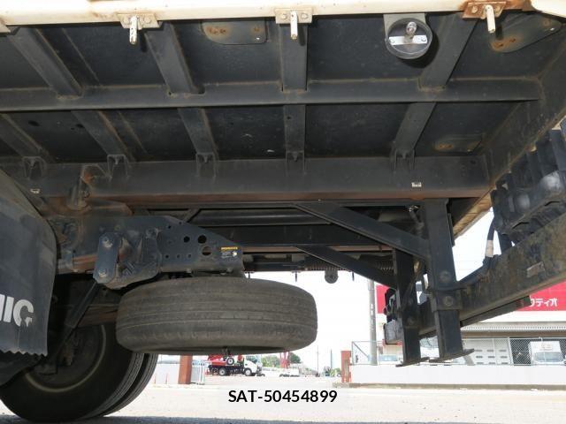 Isuzu ELF TRUCK 2017-12 8438094-20