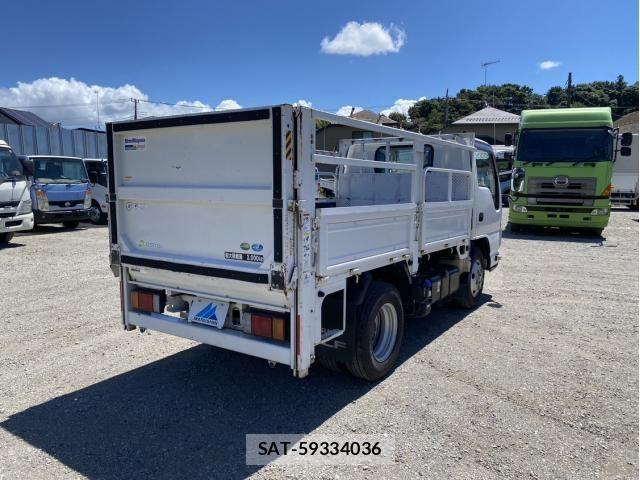 Isuzu ELF TRUCK 2019-09 8438095-3