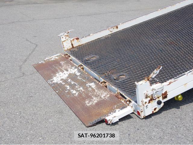 Isuzu ELF TRUCK 2018-05 8438092-11