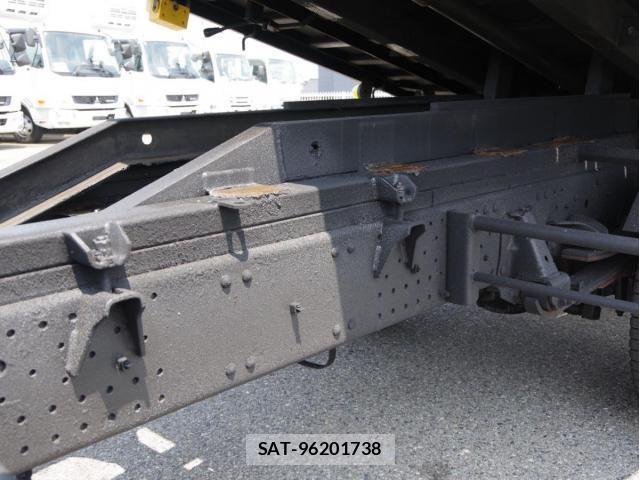 Isuzu ELF TRUCK 2018-05 8438092-6