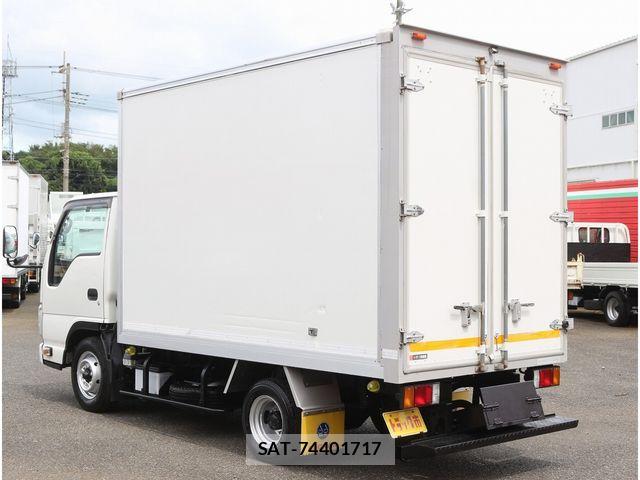 Isuzu ELF TRUCK 2018-07 8438097-1