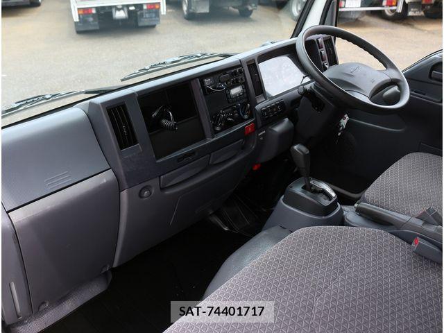 Isuzu ELF TRUCK 2018-07 8438097-26
