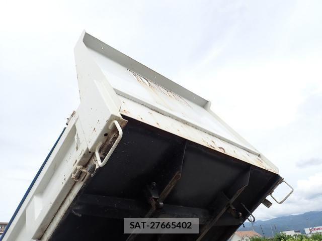 Isuzu ELF TRUCK 2015-09 8457415-16
