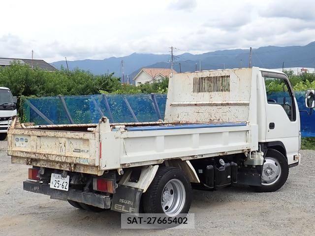 Isuzu ELF TRUCK 2015-09 8457415-2