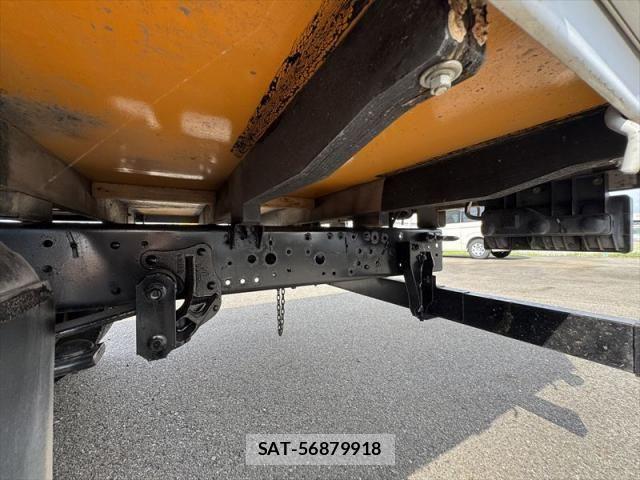 Isuzu ELF TRUCK 2018-06 8485342-10