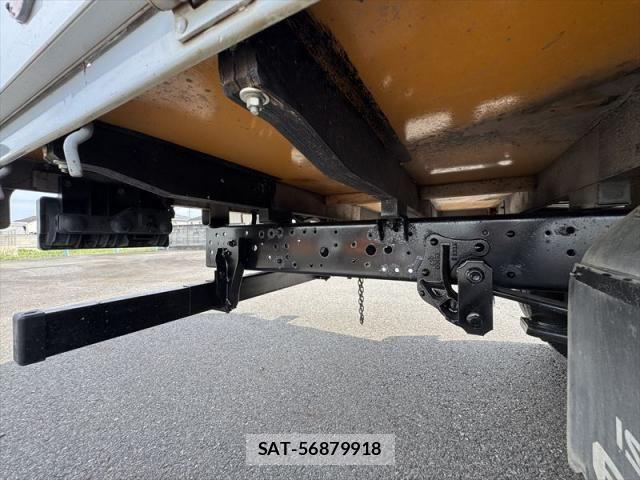 Isuzu ELF TRUCK 2018-06 8485342-12