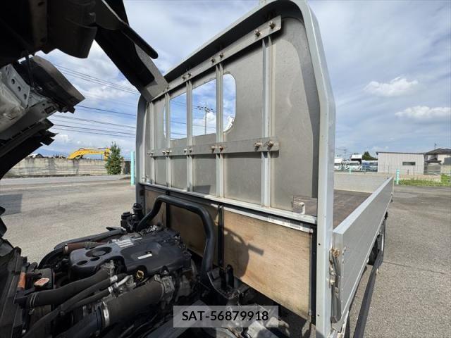 Isuzu ELF TRUCK 2018-06 8485342-13