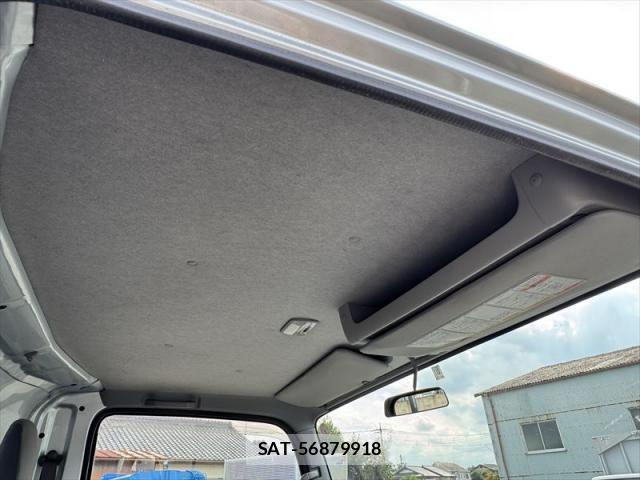 Isuzu ELF TRUCK 2018-06 8485342-21