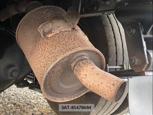 Isuzu ELF TRUCK 2005-03 8485344-14
