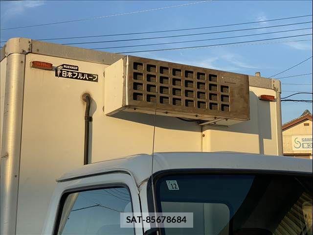 Isuzu ELF TRUCK 2005-03 8485344-17