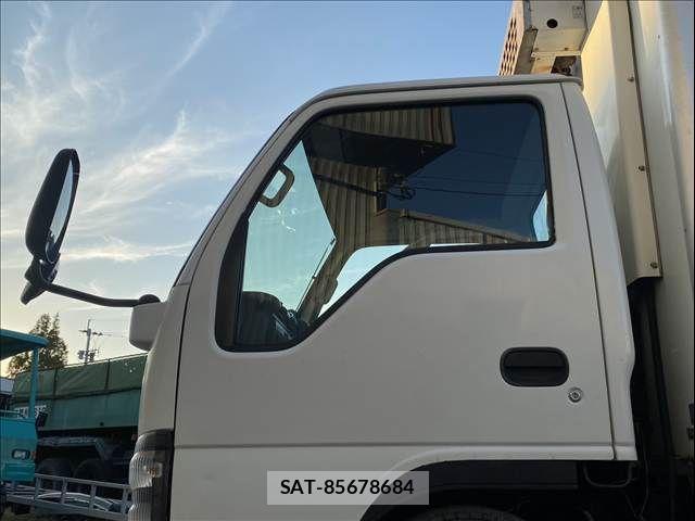 Isuzu ELF TRUCK 2005-03 8485344-18
