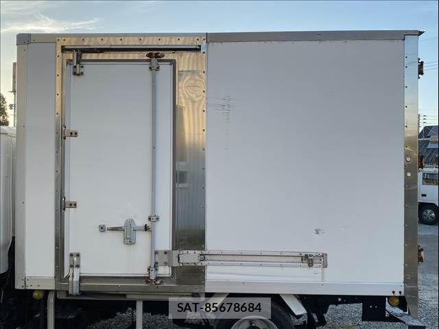 Isuzu ELF TRUCK 2005-03 8485344-20