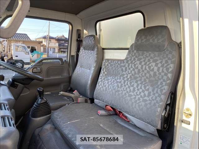 Isuzu ELF TRUCK 2005-03 8485344-28