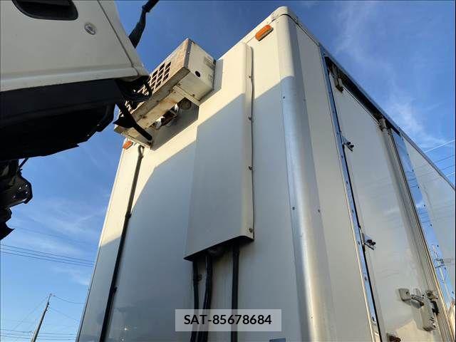 Isuzu ELF TRUCK 2005-03 8485344-8