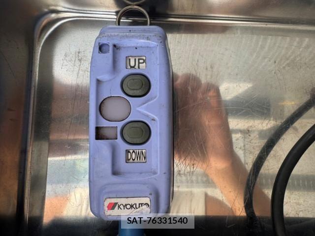 Isuzu ELF TRUCK 2016-07 8524658-18