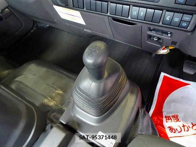 Isuzu ELF TRUCK 2023-10 8524651-17
