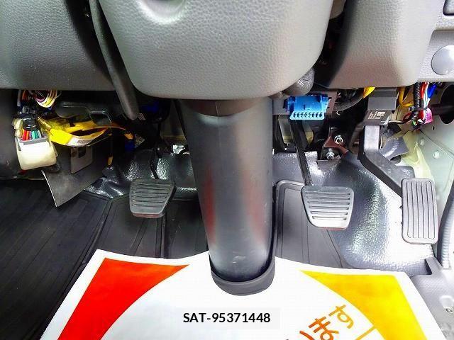 Isuzu ELF TRUCK 2023-10 8524651-18