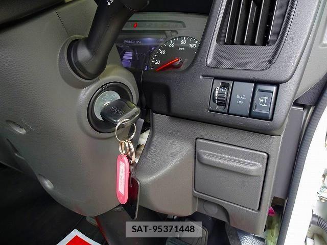Isuzu ELF TRUCK 2023-10 8524651-20