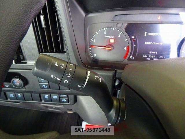 Isuzu ELF TRUCK 2023-10 8524651-21