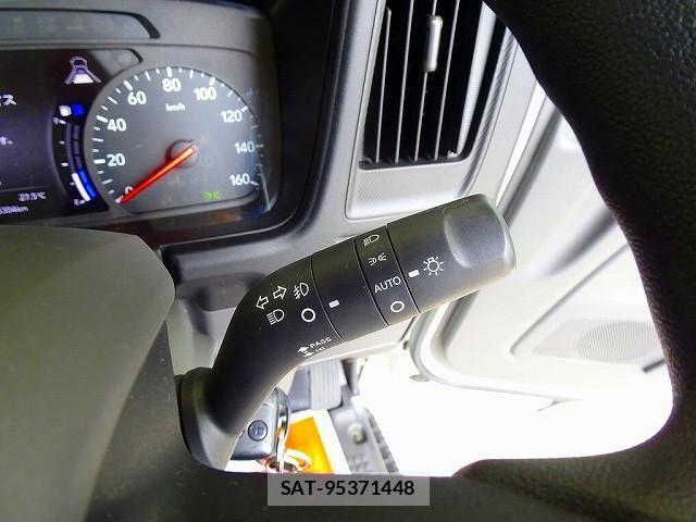 Isuzu ELF TRUCK 2023-10 8524651-22