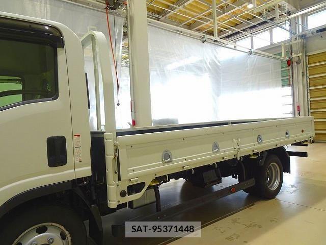 Isuzu ELF TRUCK 2023-10 8524651-25
