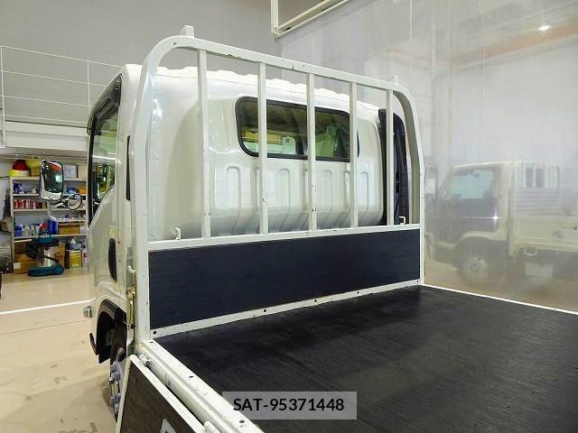 Isuzu ELF TRUCK 2023-10 8524651-27