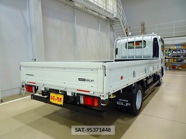 Isuzu ELF TRUCK 2023-10 8524651-2
