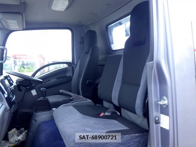 Isuzu ELF TRUCK 2015-02 8524635-15