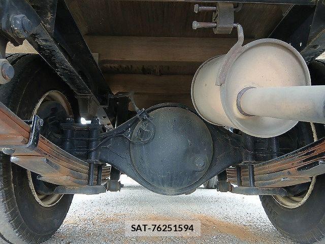 Isuzu ELF TRUCK 1996-07 8524745-18