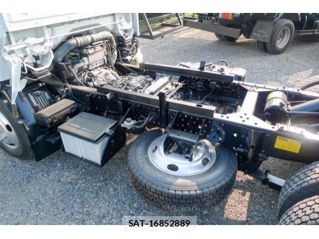 Isuzu ELF TRUCK 2016-12 8524726-15
