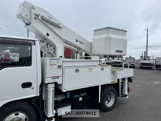 Isuzu ELF TRUCK 2018-04 8524741-6
