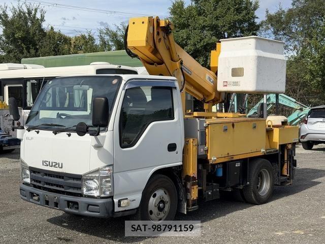 Isuzu ELF TRUCK 2011-01 8524749-0