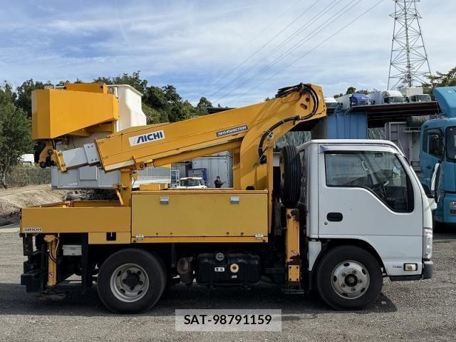 Isuzu ELF TRUCK 2011-01 8524749-12