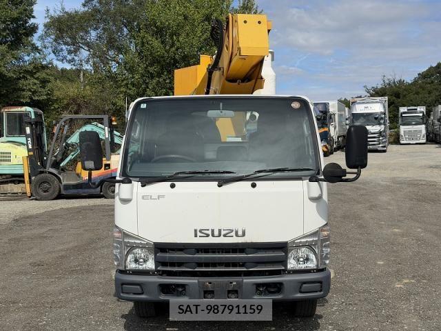 Isuzu ELF TRUCK 2011-01 8524749-2