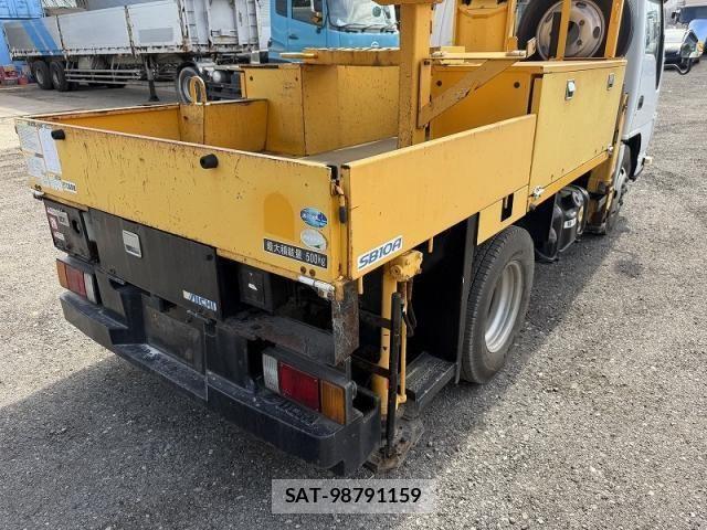 Isuzu ELF TRUCK 2011-01 8524749-29