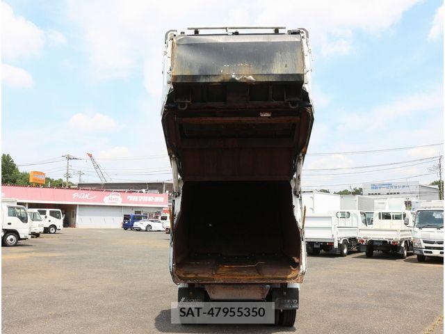 Isuzu ELF TRUCK 2013-03 8524693-14