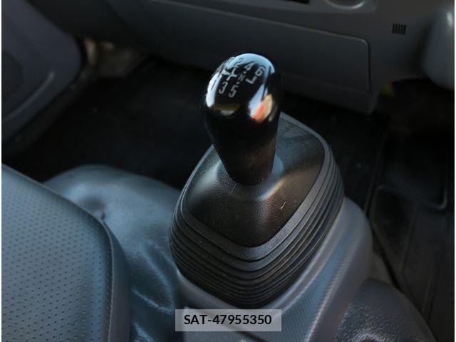 Isuzu ELF TRUCK 2013-03 8524693-26