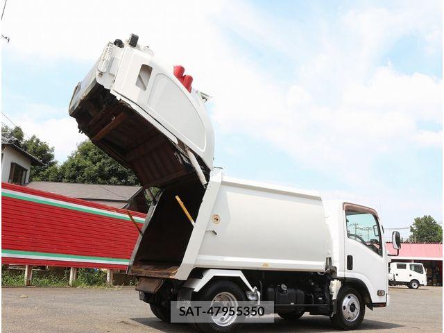 Isuzu ELF TRUCK 2013-03 8524693-2