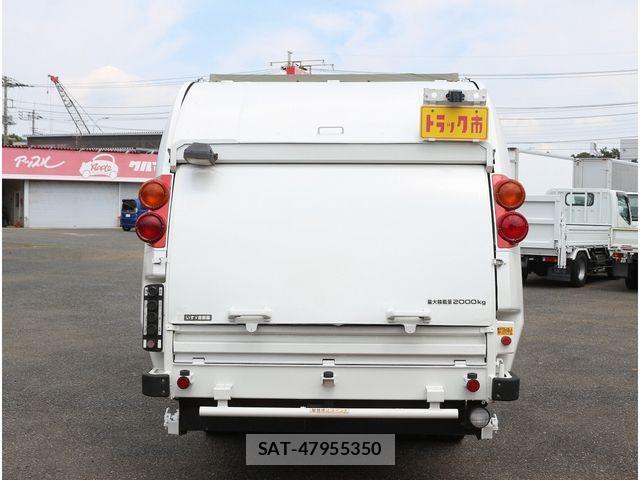 Isuzu ELF TRUCK 2013-03 8524693-6