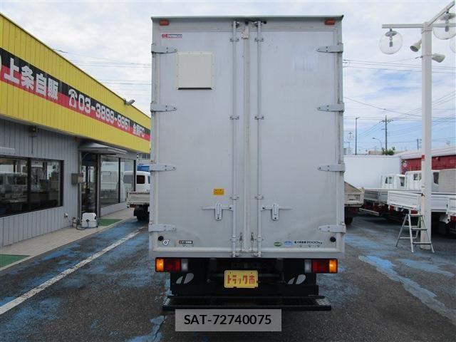 Isuzu ELF TRUCK 2018-11 8524695-4