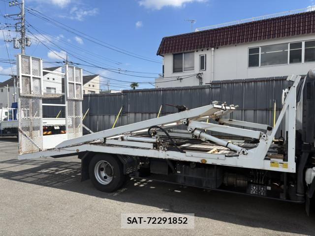 Isuzu ELF TRUCK 2012-09 8524684-5