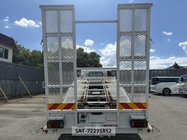 Isuzu ELF TRUCK 2012-09 8524684-7