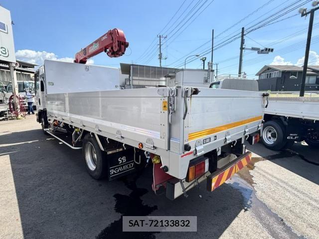 Isuzu ELF TRUCK 2017-11 8524669-6