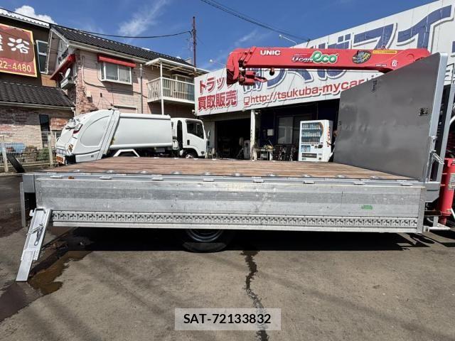Isuzu ELF TRUCK 2017-11 8524669-8