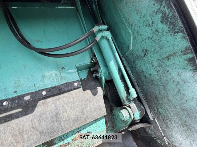Isuzu ELF TRUCK 2014-03 8524696-18