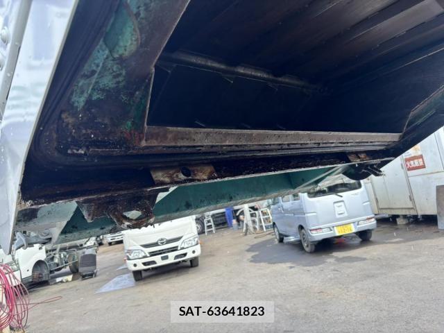 Isuzu ELF TRUCK 2014-03 8524696-21